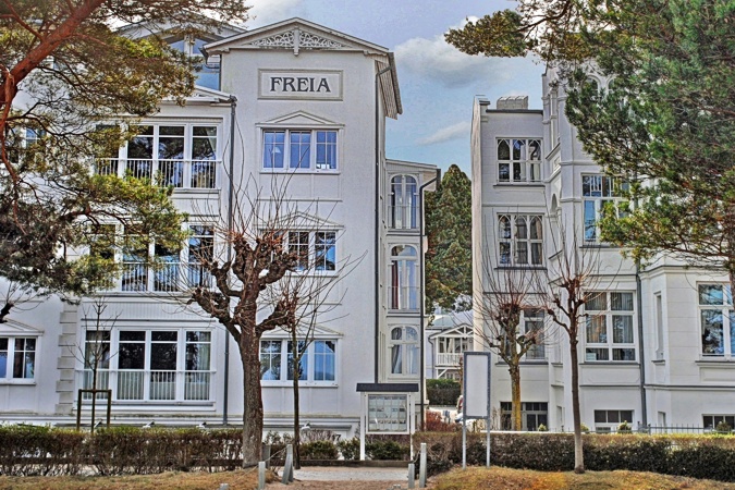 Villa Freia Binz - Hausansicht Strandpromenade