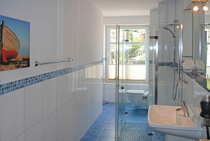 App. 1 Harmonie - Bad mit Dusche / WC