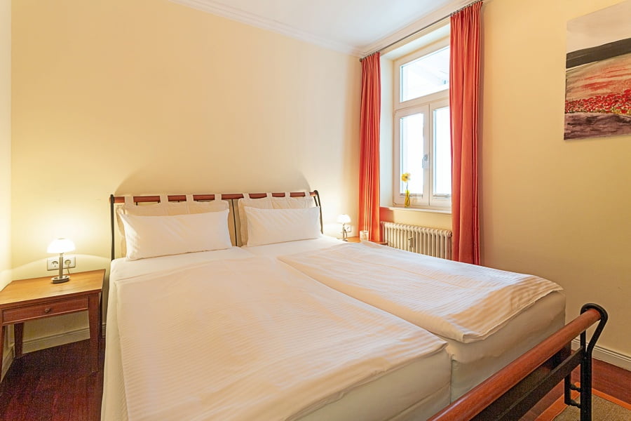 App. 10 - Schlafzimmer