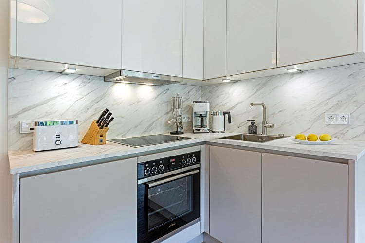 Villa Chloe - Fewo App. 2 - Einbaukche