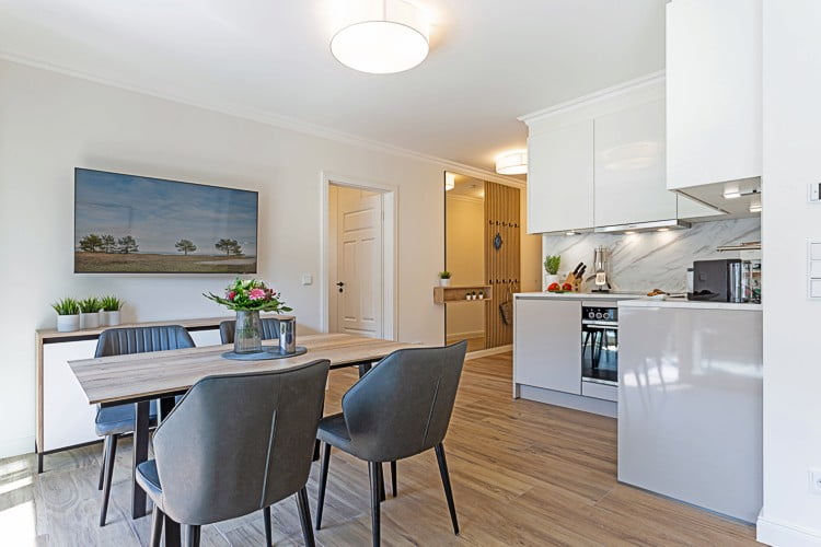 Villa Chloe - Fewo App. 5 - Essplatz und Küchenecke