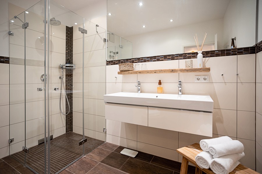 Villa Fabiola - Appartement 1 - Badezimmer mit Dusche