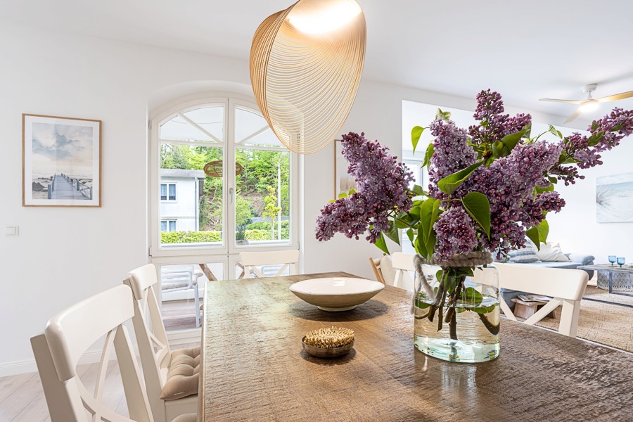 Villa Fabiola - Appartement 1- Essplatz im Wohnraum