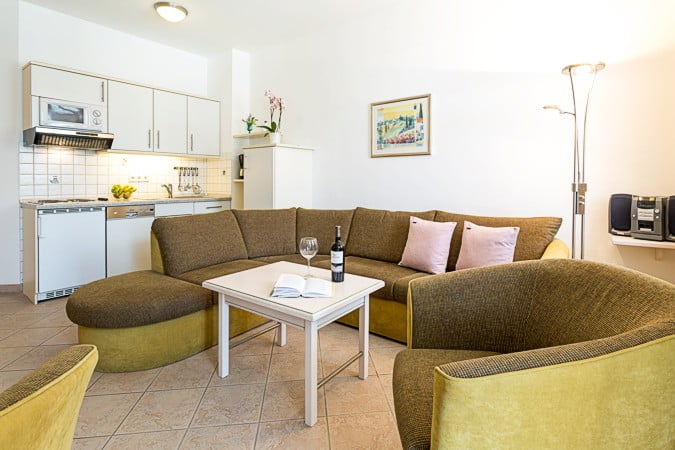 Villa Strandburg und Haus Strandburg im Ostseebad Binz - direkt an der Binzer Strandpromenade