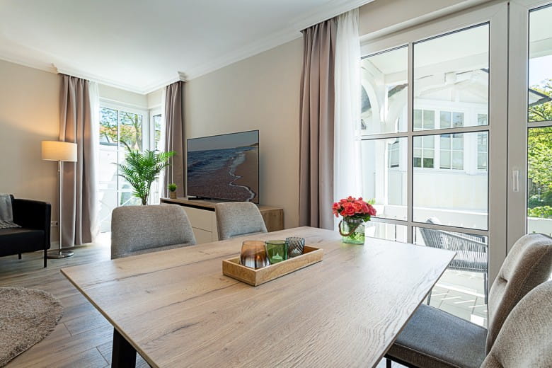 Villa Vesta Appartements 1. OG - Essplatz