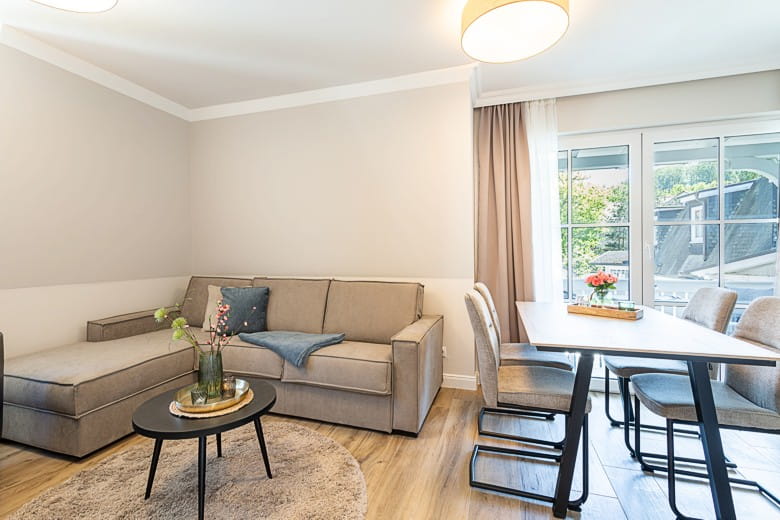 App. 5 und 6 - Sitzecke und Essplatz