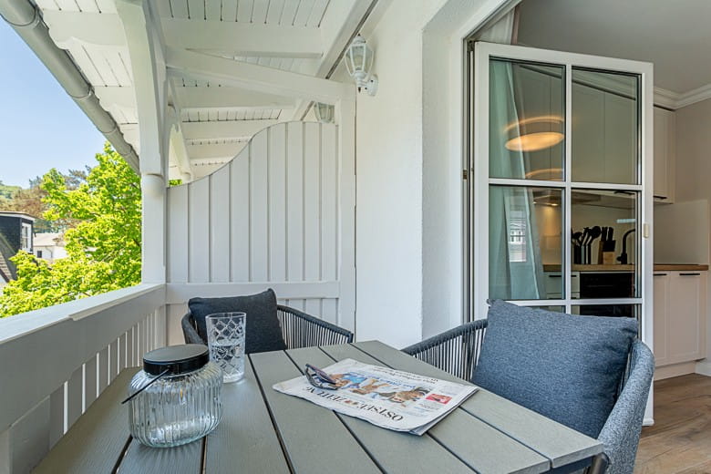 App. 5 - auf dem Balkon